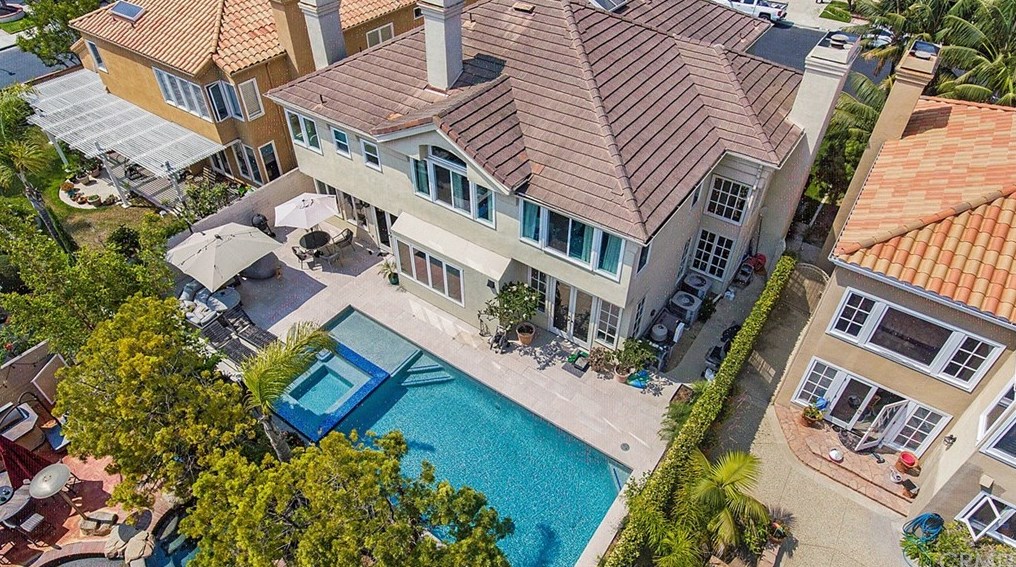 9302 Power Dr, Huntington Beach, CA 92646-7234