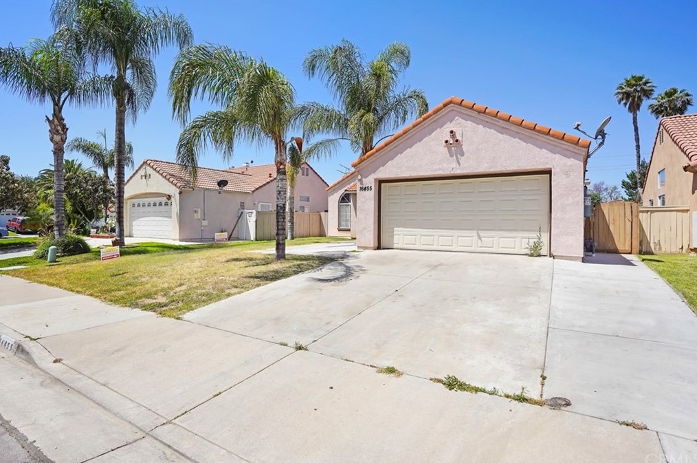 16455 Ancladero Ct, Moreno Valley, CA 92551-2092