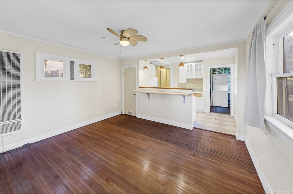 1150 Hudson Ave, Los Angeles, CA 90019-1806