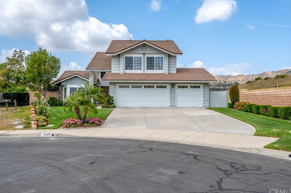 4540 Dorinda Rd, Yorba Linda CA 92887-1800 exterior