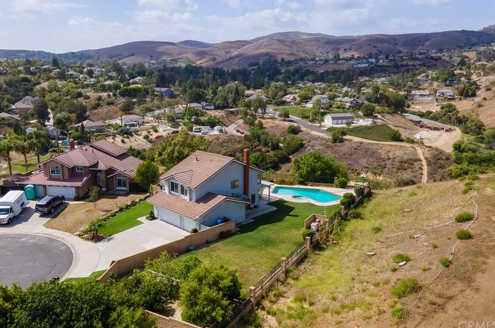 4540 Dorinda Rd, Yorba Linda CA 92887-1800 exterior