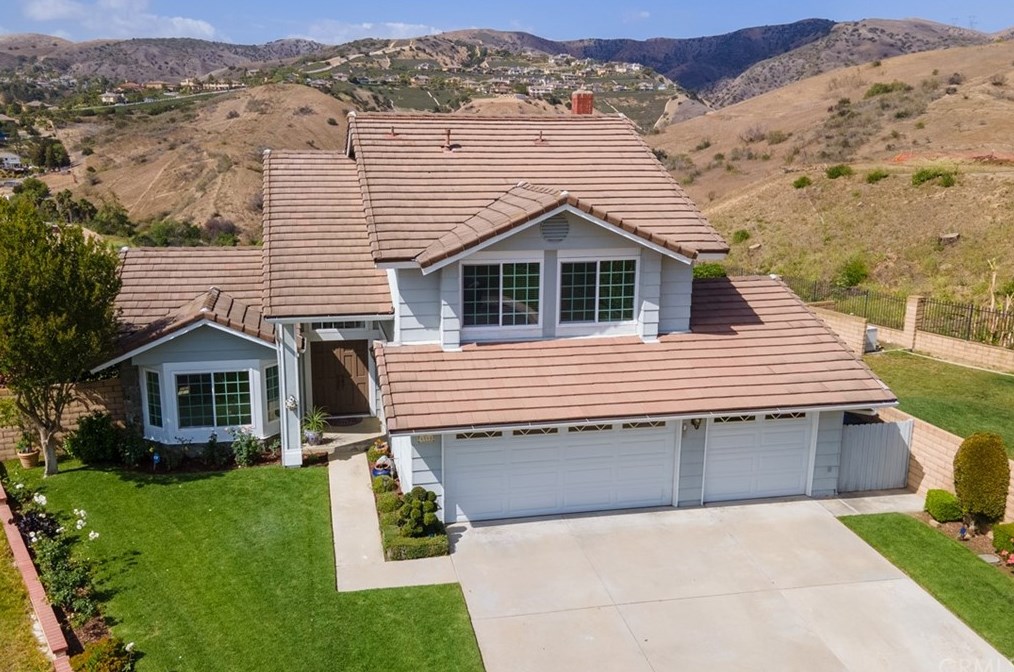 4540 Dorinda Rd, Yorba Linda CA 92887-1800 exterior