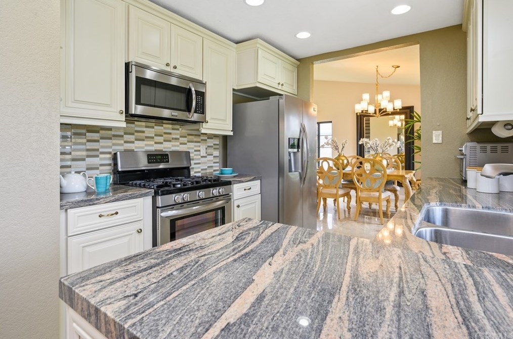 4540 Dorinda Rd, Yorba Linda CA 92887-1800 exterior