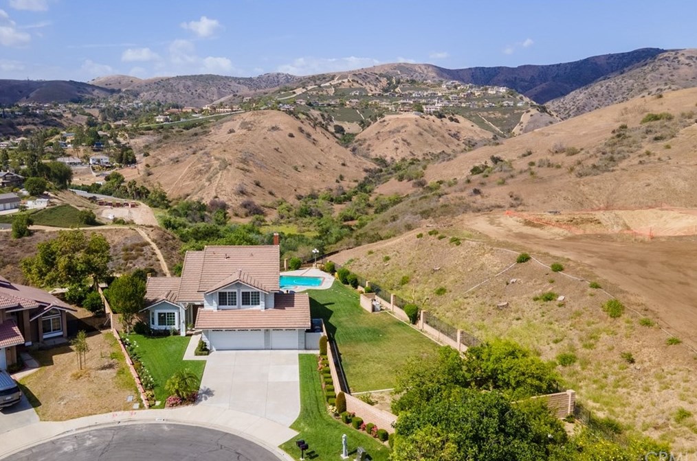 4540 Dorinda Rd, Yorba Linda CA 92887-1800 exterior