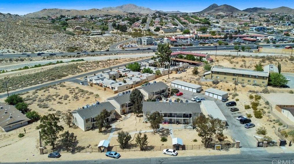 17802 Quantico Rd, Apple Valley, CA 92307-2135