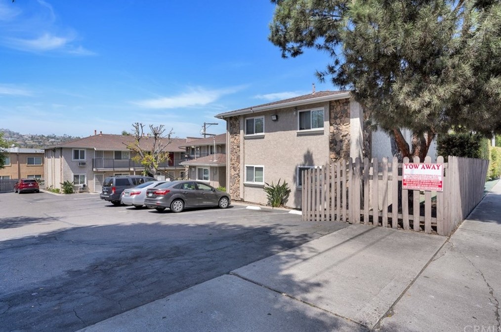 9938 Buena Vista Dr, Spring Valley CA  91977-1532 exterior
