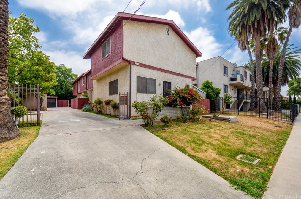 746 Garfield Ave, Pasadena CA 91104-4263 exterior