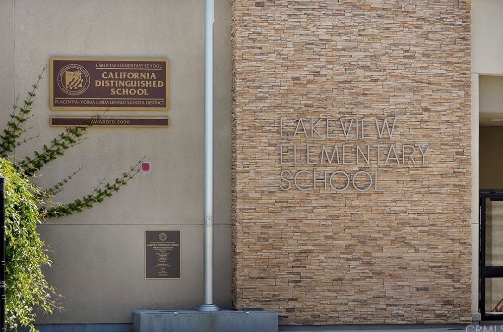 18762 Pimlico Ter, Yorba Linda CA 92886-7017 exterior