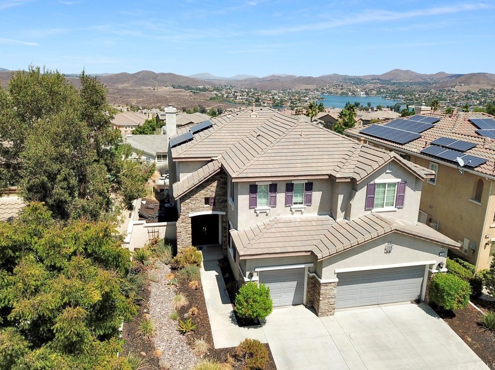 27 Via Scenica, Lake Elsinore, CA 92532