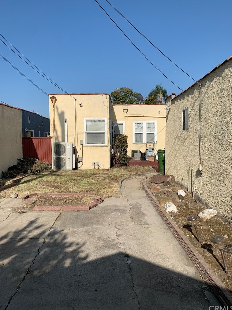 7819 Harvard Blvd, Los Angeles, CA 90047-2724