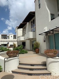 562 S Brea Blvd, Brea, CA 92821