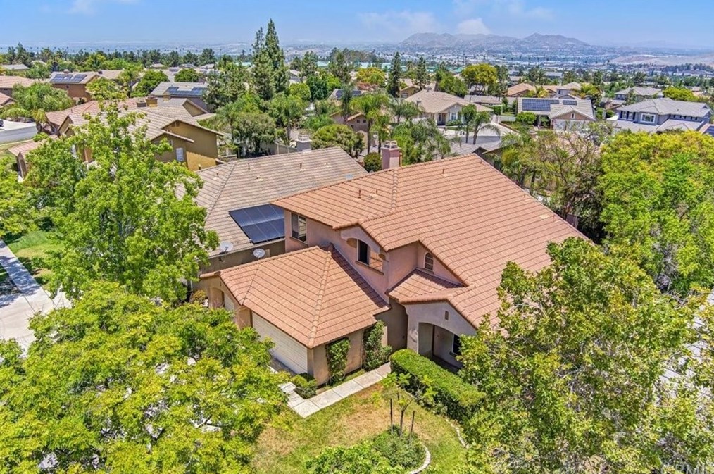 1477 Cedar Pines Dr, Corona, CA 92881-4090