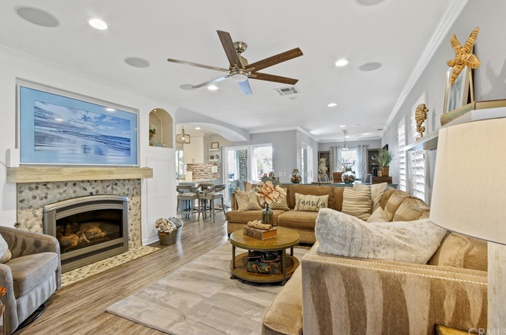 98 Plateau, Laguna Beach, CA 92656-8026