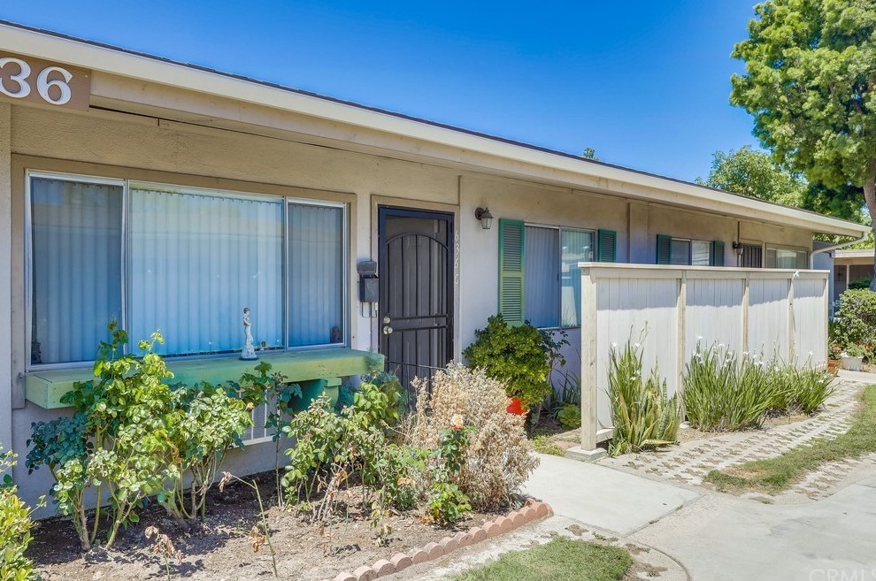 636 W Main St #c, Tustin, CA 92780