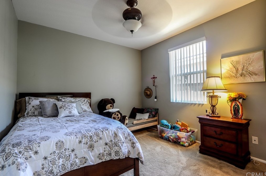 14685 Shady Valley Way, Moreno Valley CA  92555-5736 exterior