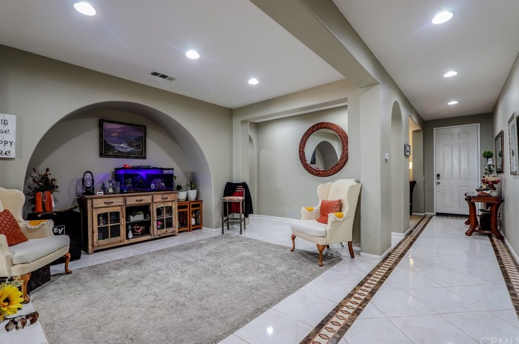 14685 Shady Valley Way, Moreno Valley CA  92555-5736 exterior