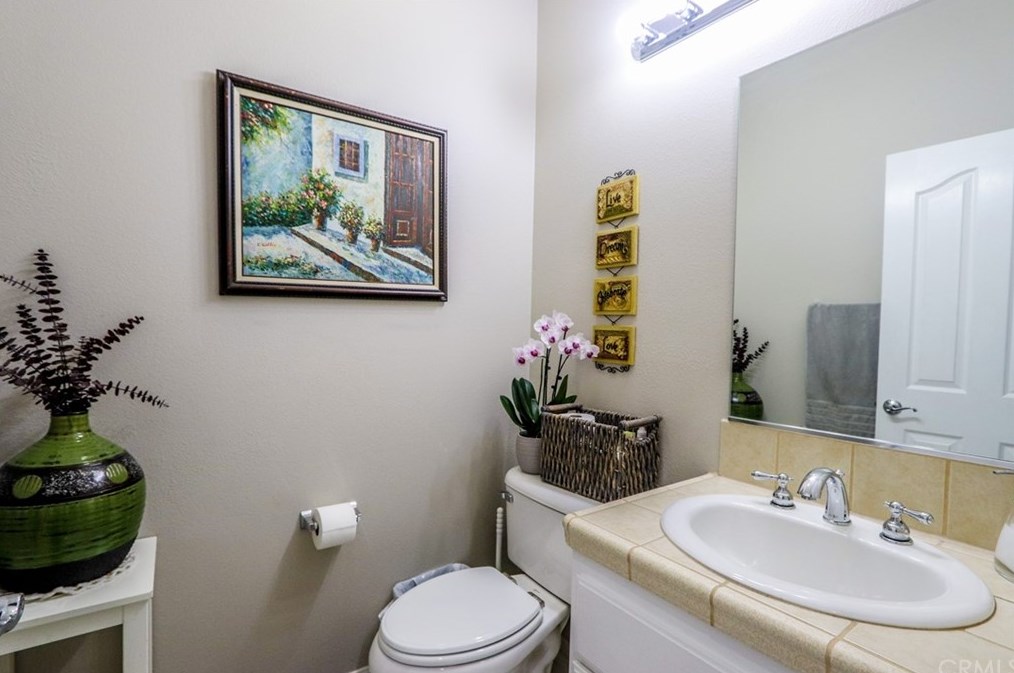 14685 Shady Valley Way, Moreno Valley CA  92555-5736 exterior