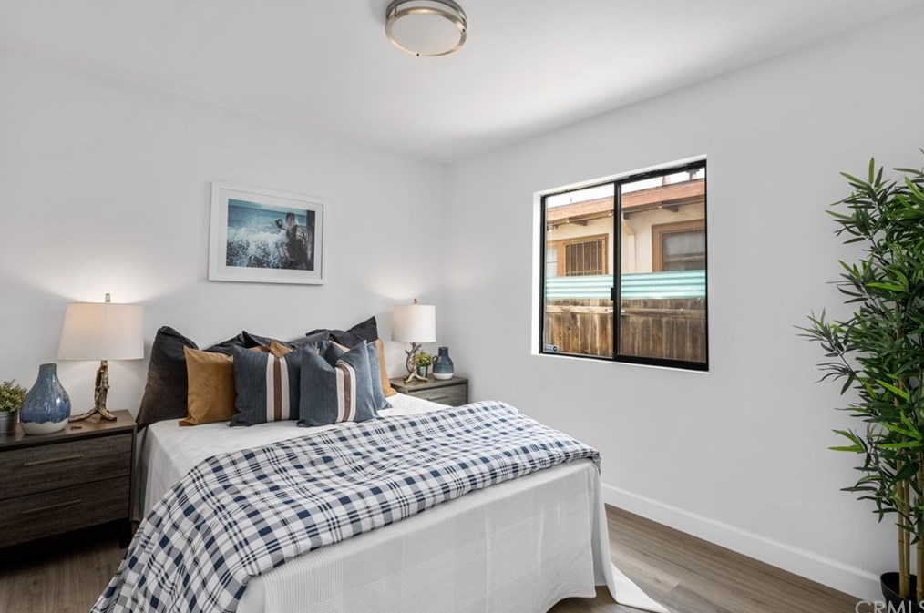 5415 Chesley Ave, Los Angeles CA  90043-2422 exterior