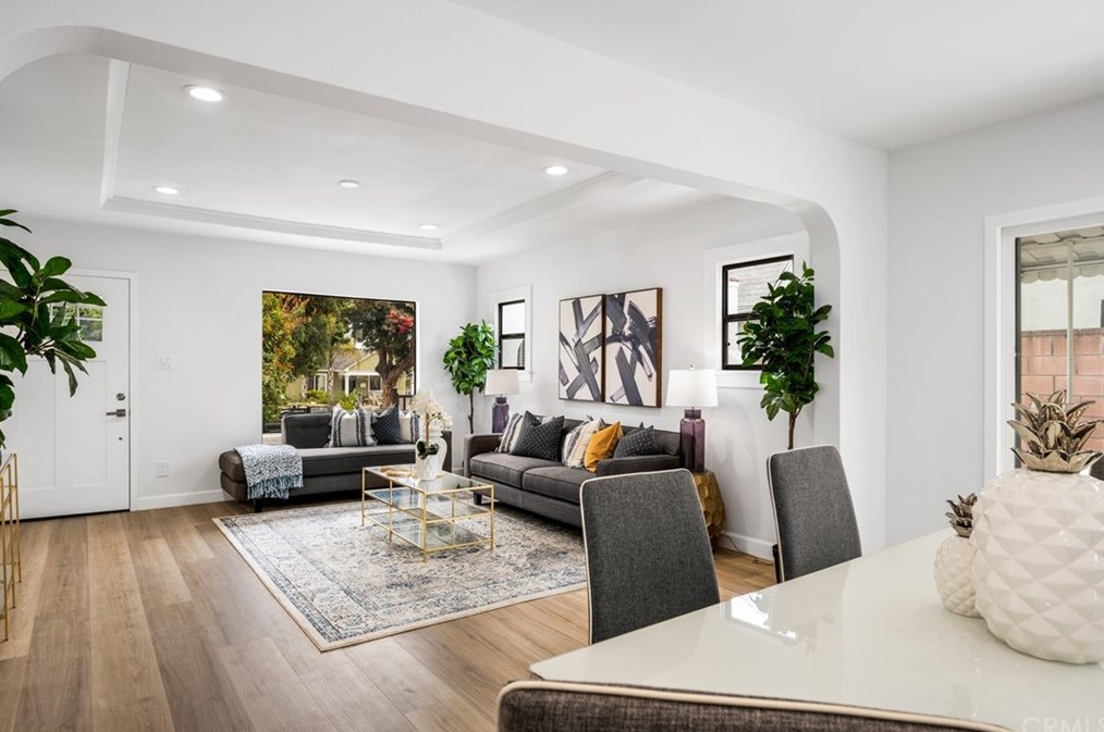 5415 Chesley Ave, Los Angeles CA  90043-2422 exterior