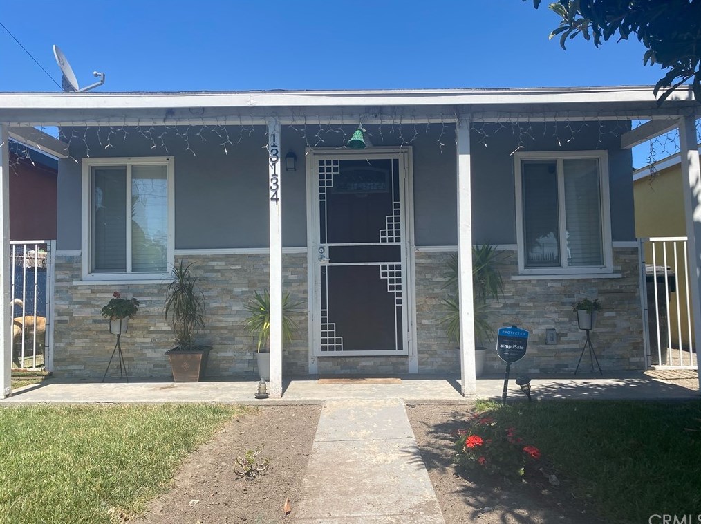 13134 S Willowbrook Ave, Compton, CA 90222