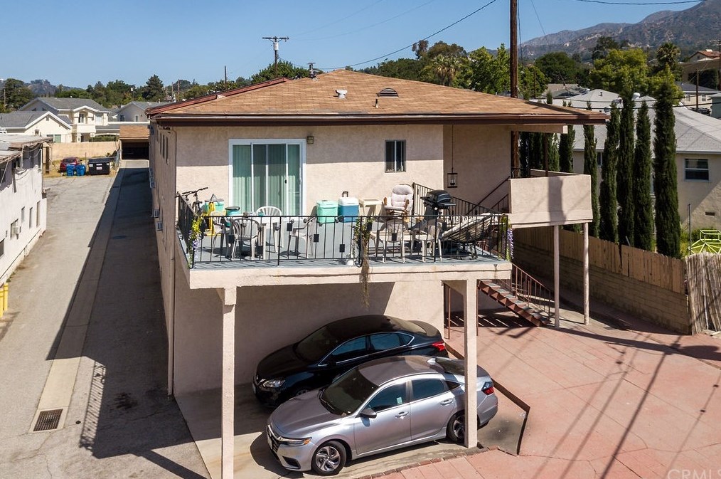 4419 Pennsylvania Ave, Glendale CA  91214-2648 exterior