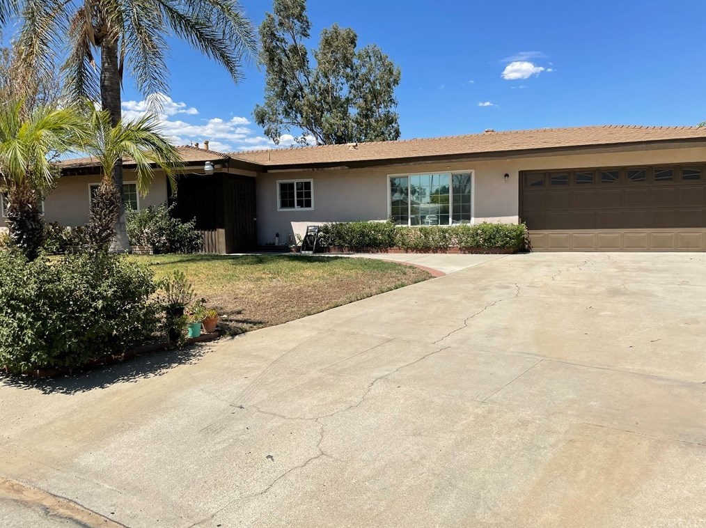 1979 N Joyce, Rialto, CA 92376