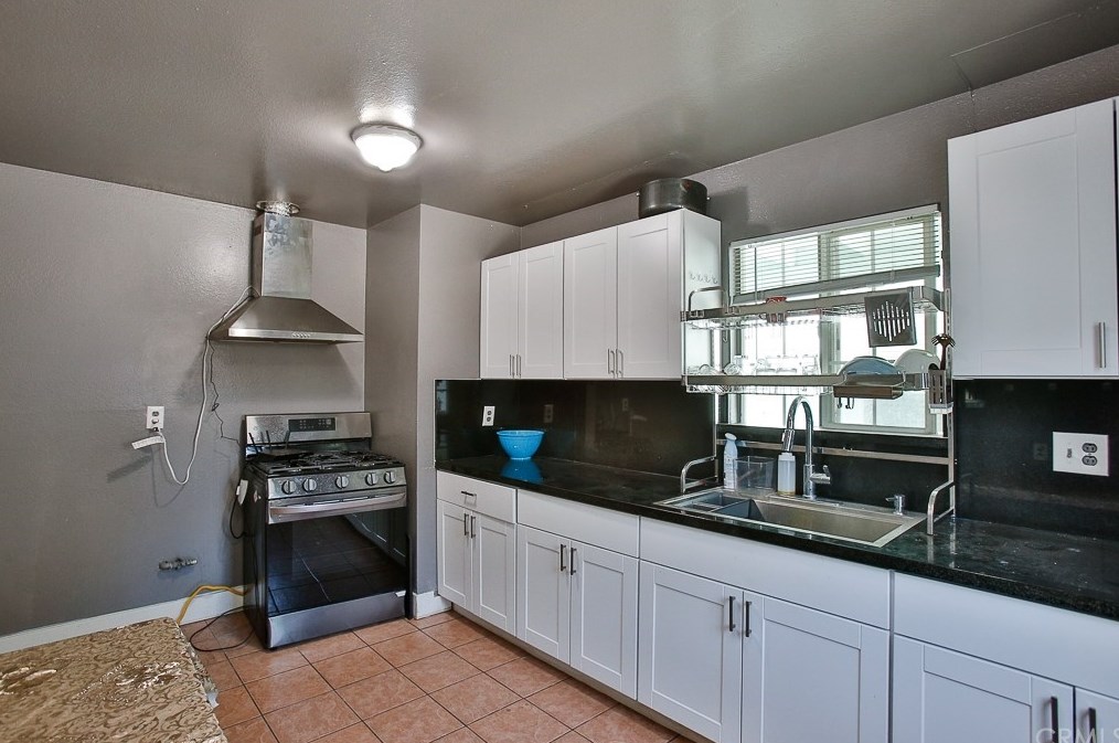 12541 West St, Garden Grove, CA 92840
