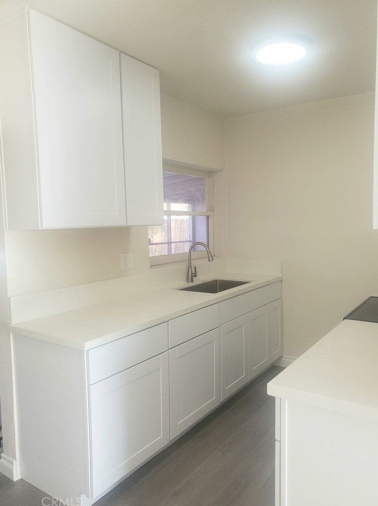 6547 Mission Ave, Twntynine Plm CA  92277-2949 exterior