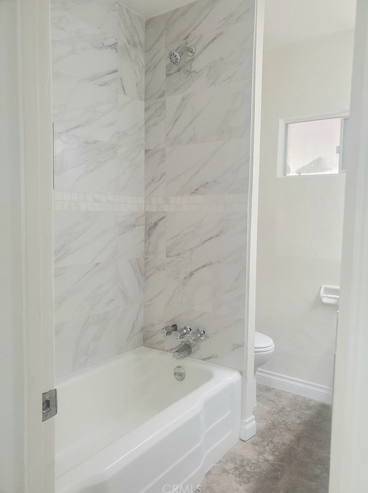 6547 Mission Ave, Twntynine Plm CA  92277-2949 exterior