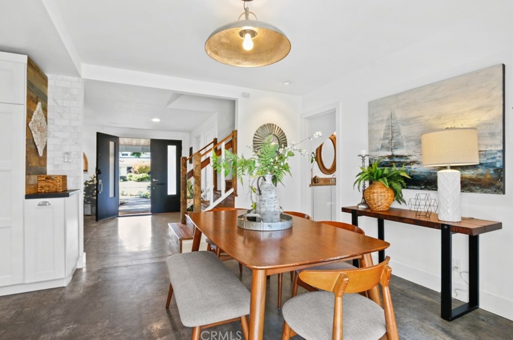 2712 Albatross Dr, Costa Mesa CA  92626-4714 exterior