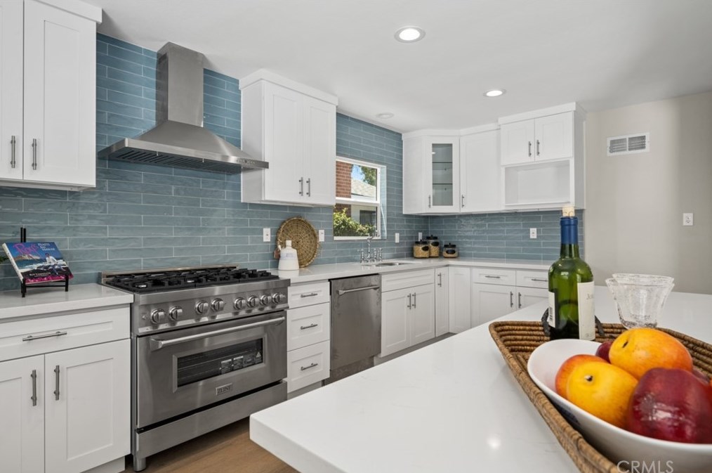 1210 Santa Clara Ave, Santa Ana CA  92706-1963 exterior