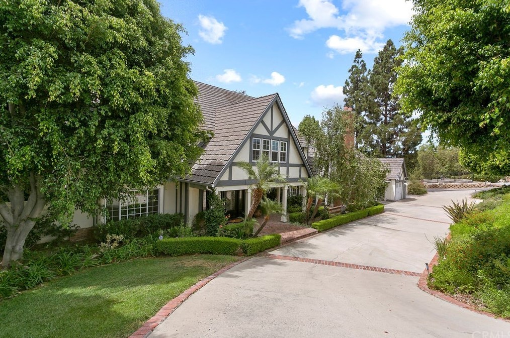 19022 Mesa Dr, Orange, CA 92861