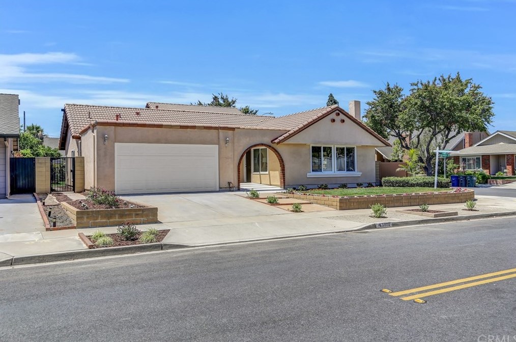 3902 San Mateo Ave, Los Alamitos, CA 90720