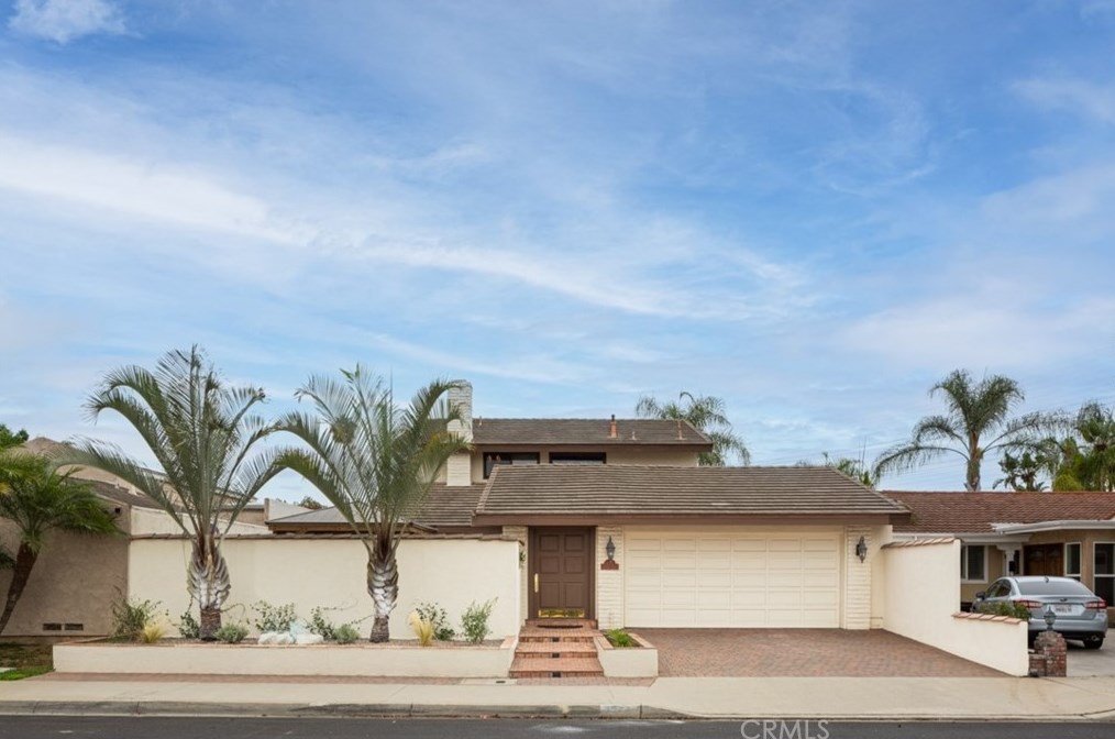 3351 California St, Costa Mesa, CA 92626-2037