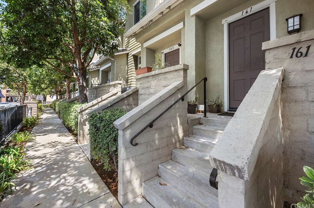 161 S Orange Ave, Brea, CA 92821