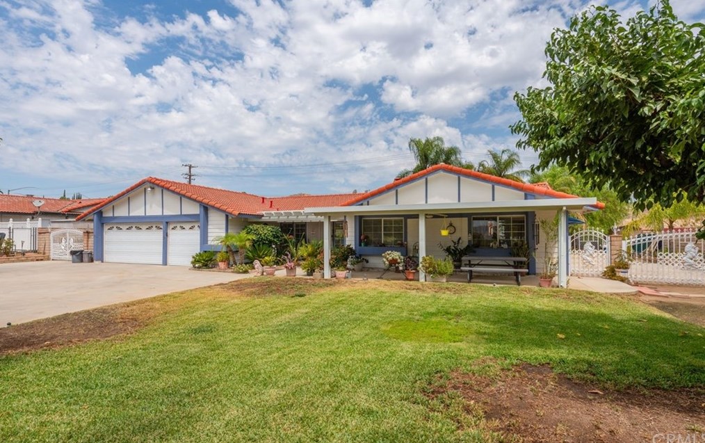 27062 Pam Pl, Moreno Valley, CA 92555-2109