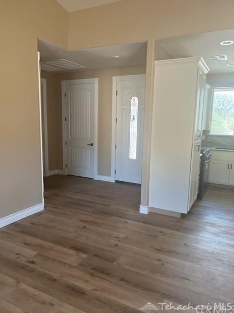 29560 Stallion Springs Dr, Tehachapi, CA 93561