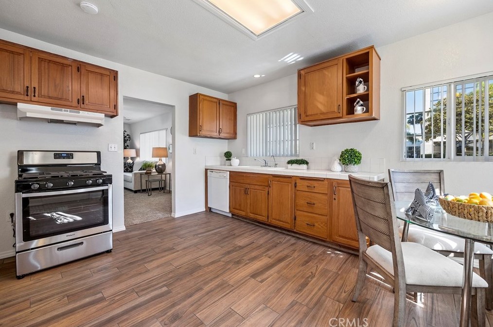 1232 W La Palma Ave, Anaheim, CA 92801