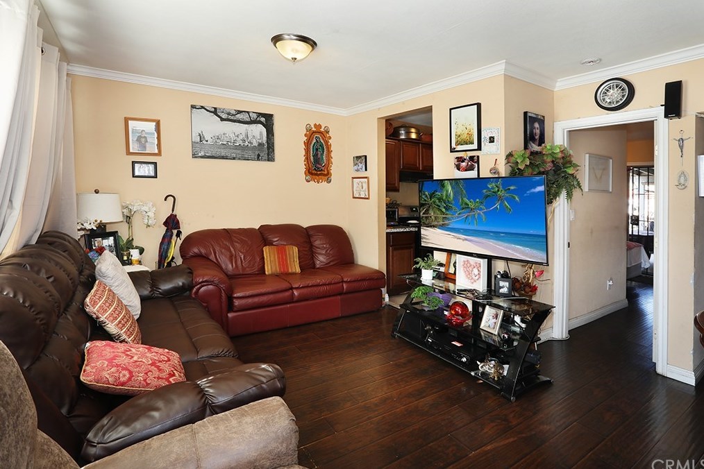 13161 Perris Blvd, Moreno Valley, CA 92553-5402