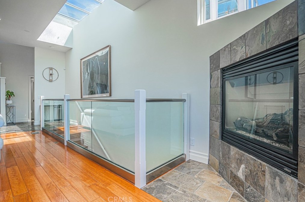 1065 Tia Juana St, Laguna Beach CA  92651-3833 exterior