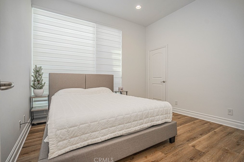 1065 Tia Juana St, Laguna Beach CA  92651-3833 exterior