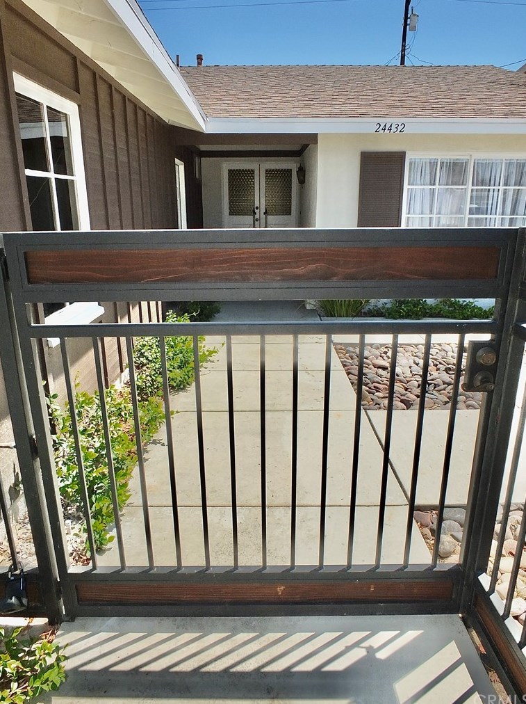 24432 Marbella Ave, Long Beach, CA 90745