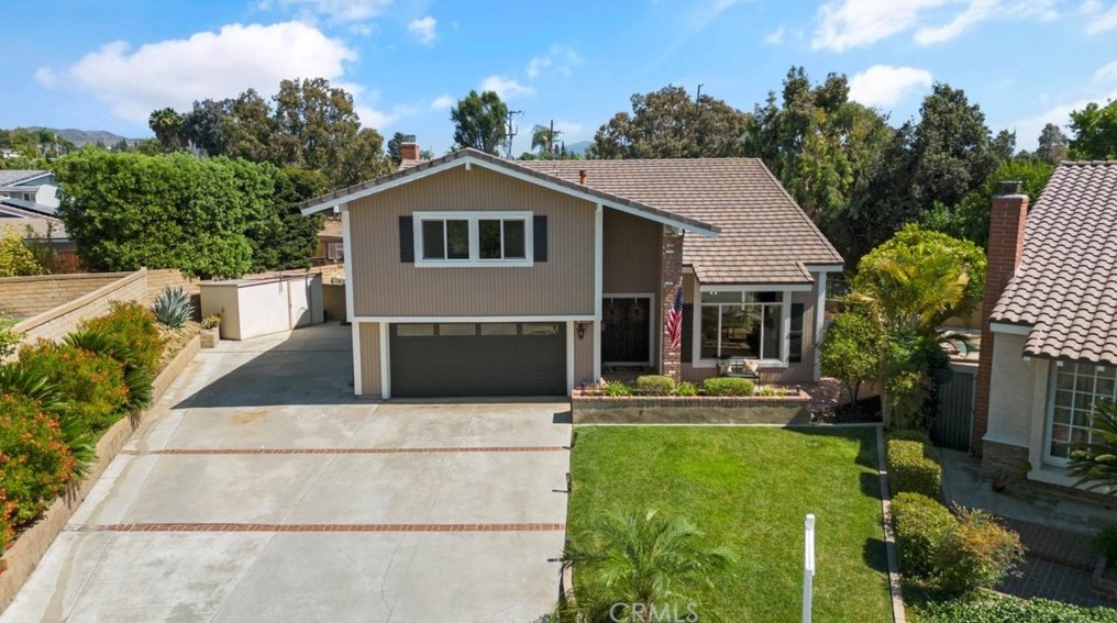 19902 Ravenna Dr, Yorba Linda, CA 92886-2857