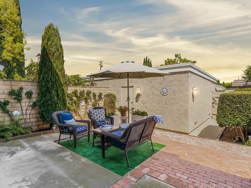 5006 Hampton Ct, Westminster, CA 92683-4826