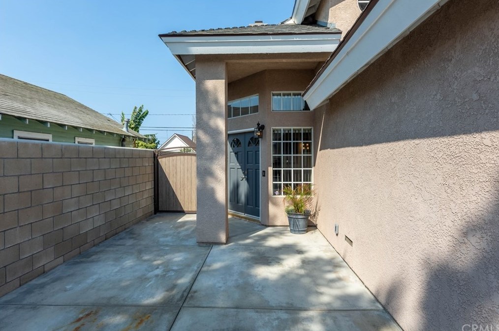 14061 Hammon Pl, Westminster, CA 92683-4116