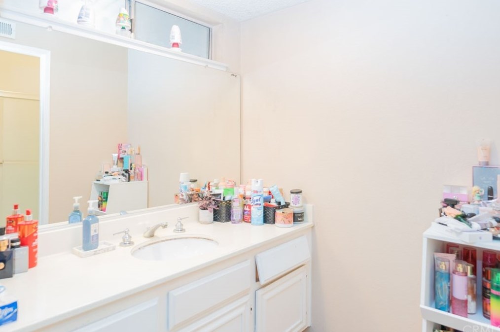 25566 Ericson Dr, Moreno Valley CA 92553-5036 exterior