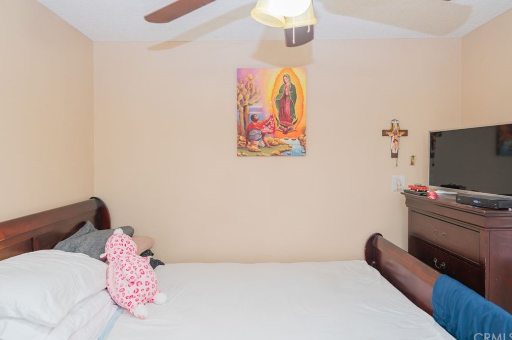 25566 Ericson Dr, Moreno Valley CA 92553-5036 exterior