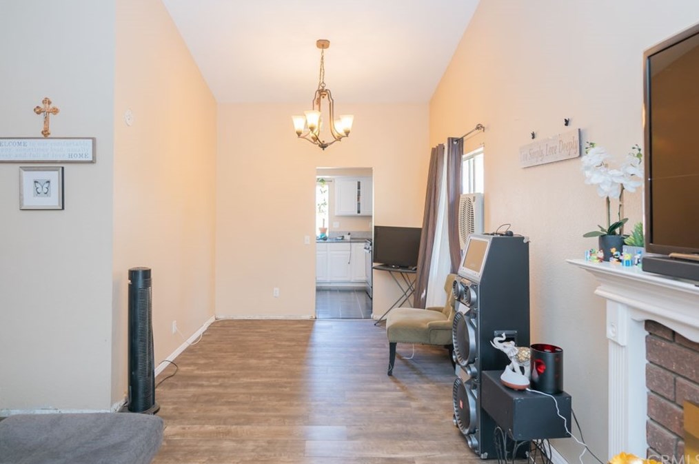 25566 Ericson Dr, Moreno Valley CA 92553-5036 exterior