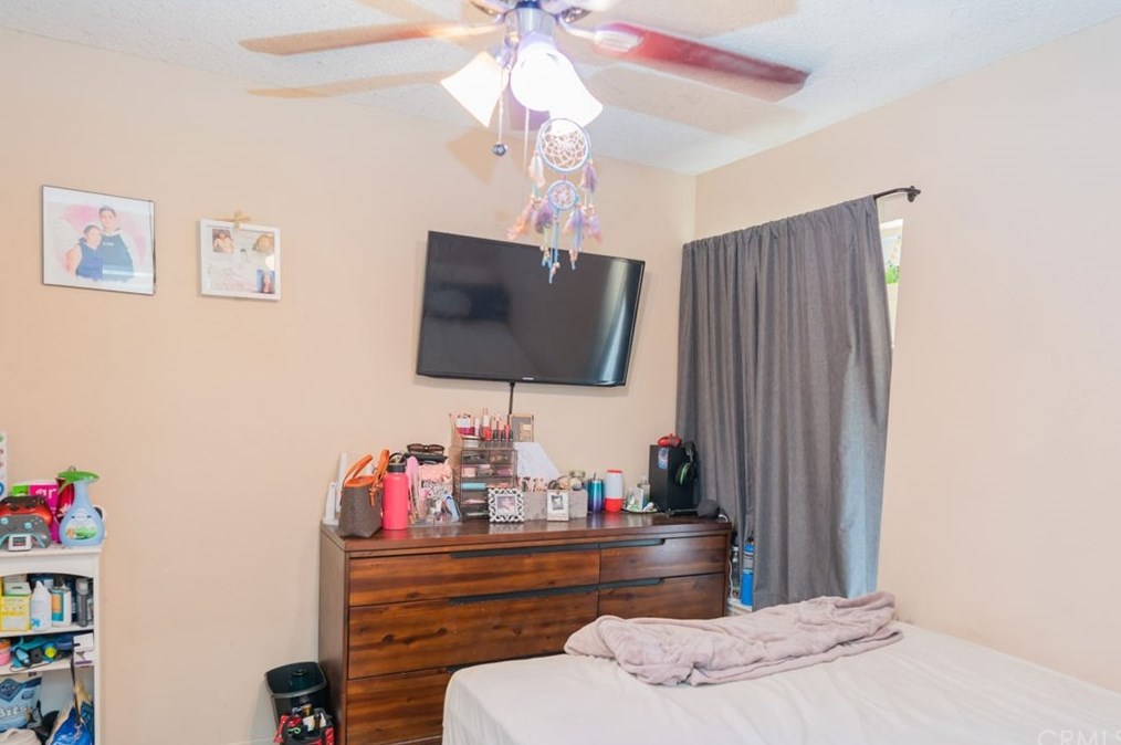 25566 Ericson Dr, Moreno Valley CA 92553-5036 exterior