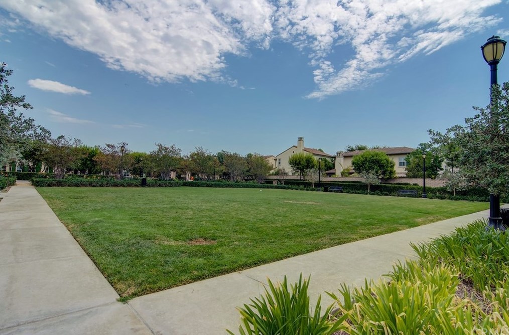 37 Splendor, Irvine, CA 92618